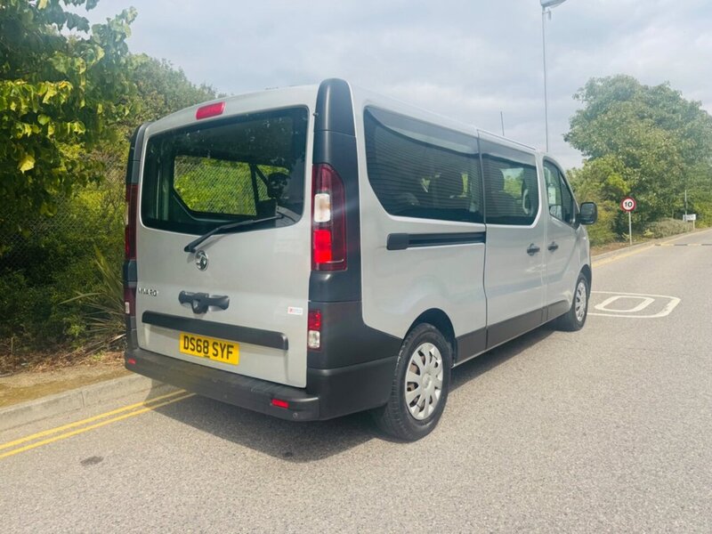 Vauxhall Vivaro CDTi 2900 - U9