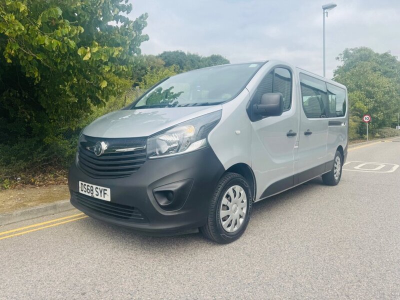 Vauxhall Vivaro CDTi 2900 - U9