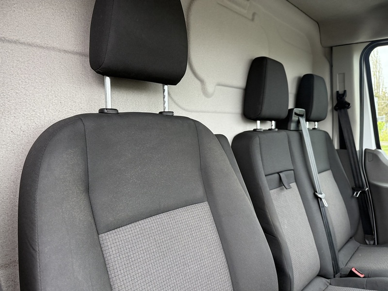 Ford Transit 2.0 350 EcoBlue Leader Panel Van 5dr Diesel Manual RWD L3 H3 Euro 6 (s/s) (130 ps) - U105