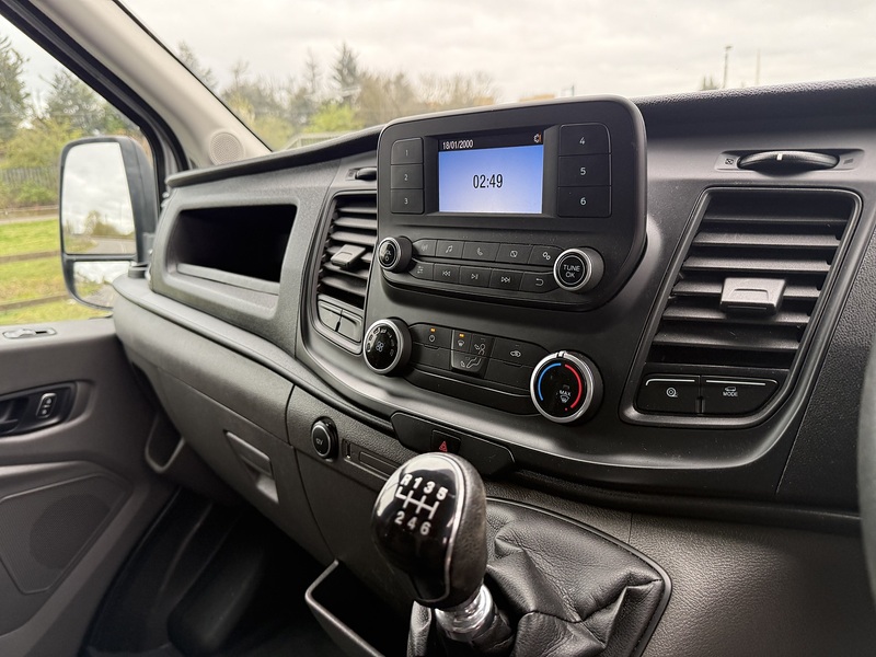Ford Transit 2.0 350 EcoBlue Leader Panel Van 5dr Diesel Manual RWD L3 H3 Euro 6 (s/s) (130 ps) - U105