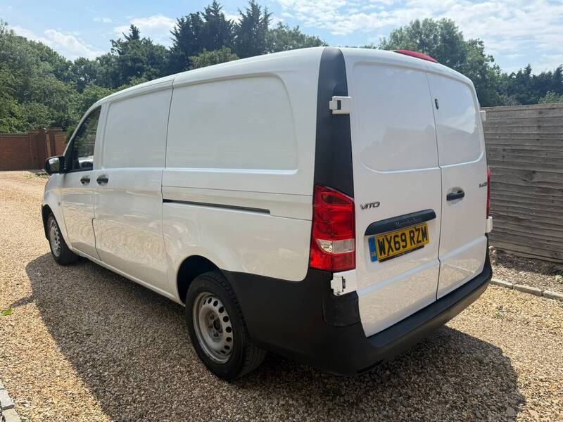 Mercedes-Benz Vito 2.1 114 CDI BlueTEC Panel Van 6dr Diesel Manual RWD L2 Euro 6 (136 ps) - U113