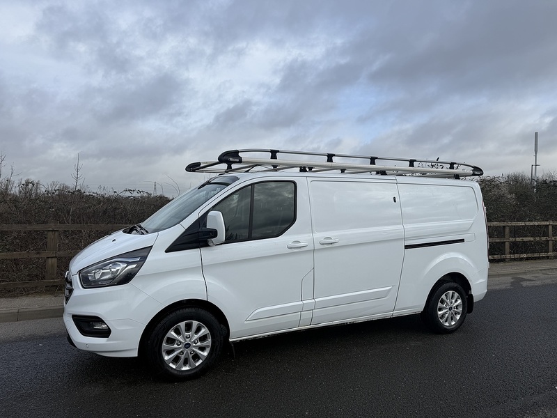 Ford Transit Custom 2.0 300 EcoBlue Limited Panel Van 5dr Diesel Auto L2 H1 Euro 6 (130 ps) - U21
