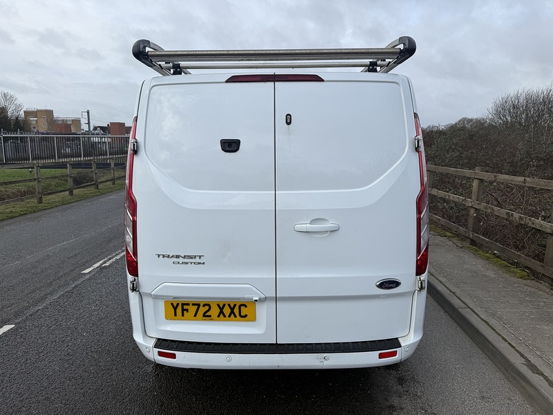 Ford Transit Custom 2.0 300 EcoBlue Limited Panel Van 5dr Diesel Auto L2 H1 Euro 6 (130 ps) - U21