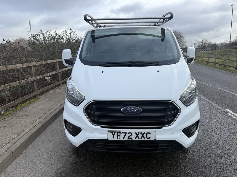 Ford Transit Custom 2.0 300 EcoBlue Limited Panel Van 5dr Diesel Auto L2 H1 Euro 6 (130 ps) - U21