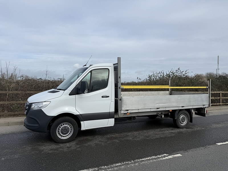 Mercedes-Benz Sprinter 2.0 315 CDI Progressive Chassis Cab 2dr Diesel Manual RWD L3 Euro 6 (s/s) (150 ps) - U26