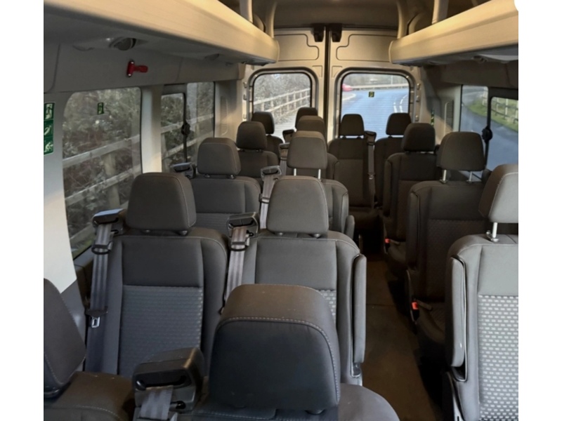 Ford Transit 2.0 460 EcoBlue Leader Minibus Double Cab 5dr Diesel Manual RWD L4 H3 Euro 6 (s/s) (17 Seat, DRW) - U45