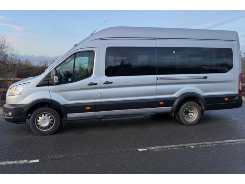Ford Transit 2.0 460 EcoBlue Leader Minibus Double Cab 5dr Diesel Manual RWD L4 H3 Euro 6 (s/s) (17 Seat, DRW) - U45