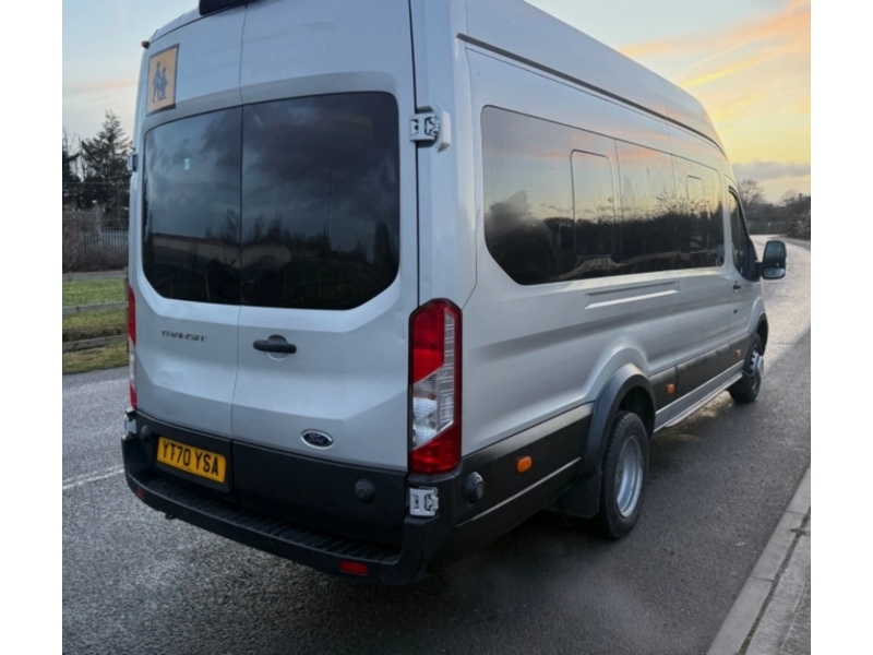 Ford Transit 2.0 460 EcoBlue Leader Minibus Double Cab 5dr Diesel Manual RWD L4 H3 Euro 6 (s/s) (17 Seat, DRW) - U45