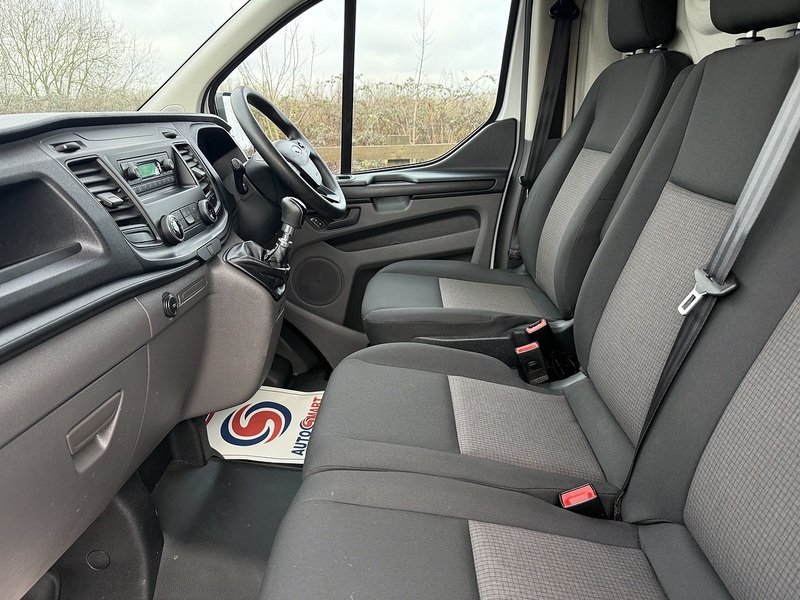 Ford Transit Custom 2.0 300 EcoBlue Panel Van 5dr Diesel Manual L1 H2 Euro 6 (105 ps) - U55