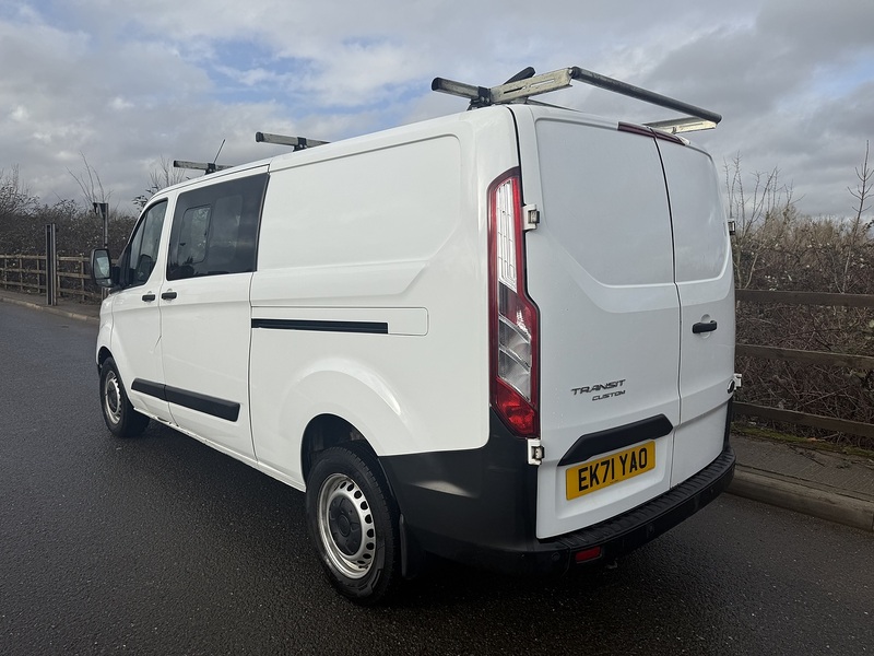 Ford Transit Custom 2.0 320 EcoBlue Leader Crew Van Double Cab 5dr Diesel Manual L2 H1 Euro 6 (s/s) (130 ps) - U63