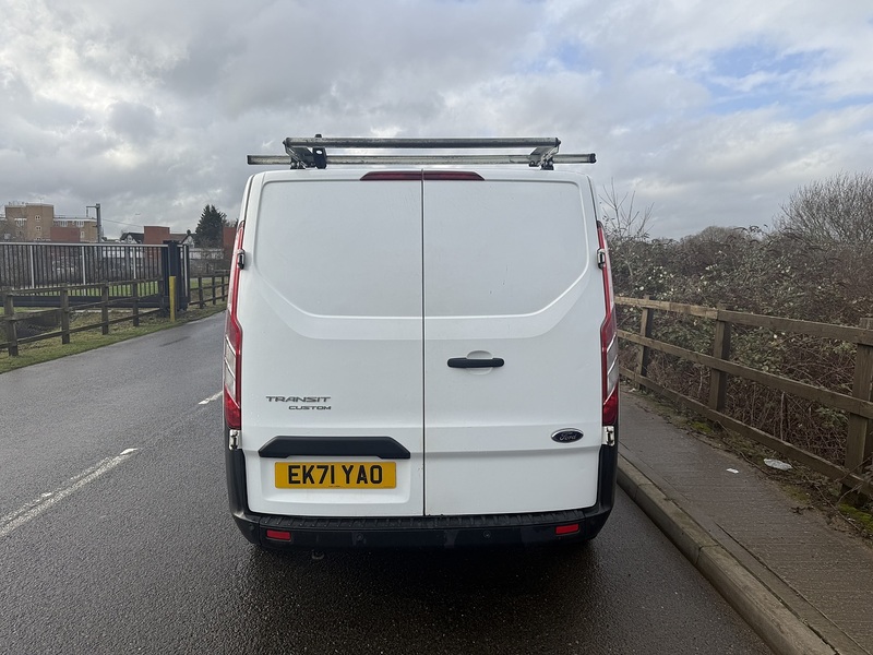 Ford Transit Custom 2.0 320 EcoBlue Leader Crew Van Double Cab 5dr Diesel Manual L2 H1 Euro 6 (s/s) (130 ps) - U63