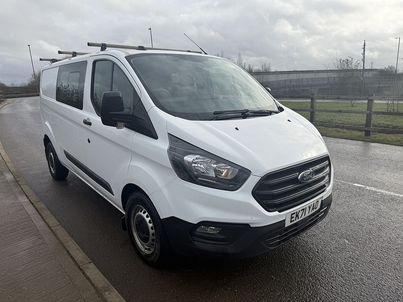 Ford Transit Custom 2.0 320 EcoBlue Leader Crew Van Double Cab 5dr Diesel Manual L2 H1 Euro 6 (s/s) (130 ps) - U63