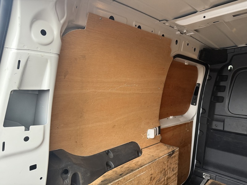Volkswagen Caddy 2.0 TDI C20 Commerce Panel Van 5dr Diesel Manual SWB Euro 6 (s/s) (102 ps) - U66