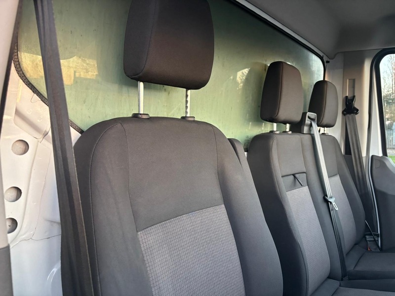 Ford Transit 2.0 350 EcoBlue HD Leader Luton Van 2dr Diesel Manual RWD L4 Euro 6 (s/s) (130 ps) - U68