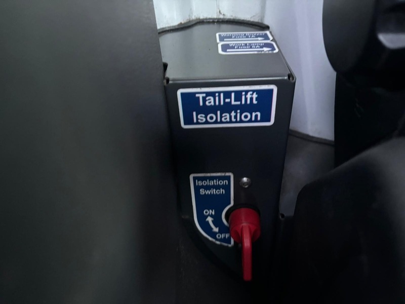 Ford Transit 2.0 350 EcoBlue HD Leader Luton Van 2dr Diesel Manual RWD L4 Euro 6 (s/s) (130 ps) - U68