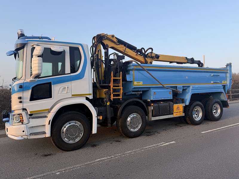 Scania P410 XT TIPPER GRAB 8X4  - U79