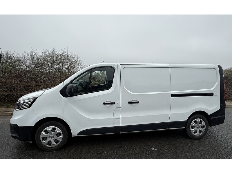 Renault Trafic 2.0 dCi Blue LL30 Start Panel Van 5dr Diesel Manual L2 H1 Euro 6 (s/s) (130 ps) - U81