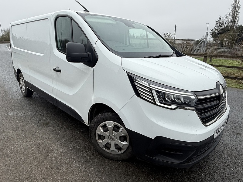 Renault Trafic 2.0 dCi Blue LL30 Start Panel Van 5dr Diesel Manual L2 H1 Euro 6 (s/s) (130 ps) - U81