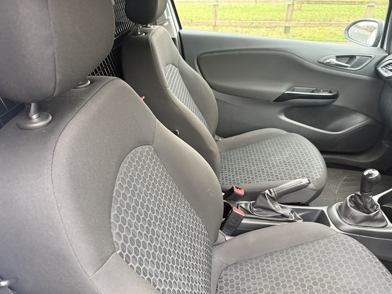 Vauxhall Corsa Van 1.3 CDTi ecoFLEX Car Derived Van 3dr Diesel Manual FWD L1 H1 (s/s) Start/Stop (94 g/km, 94 bhp) - U83