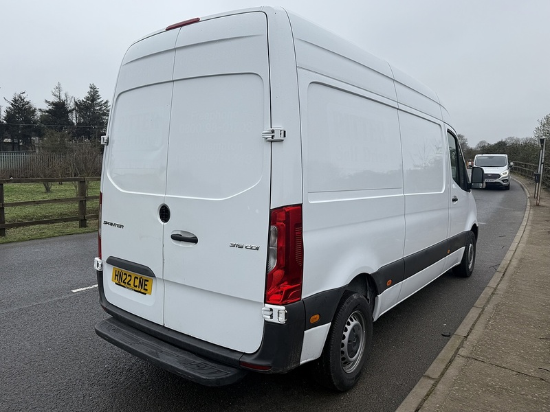 Mercedes-Benz Sprinter 2.0 315 CDI Premium Panel Van 5dr Diesel Manual FWD L2 H2 Euro 6 (s/s) (150 ps) - U85