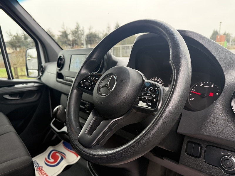 Mercedes-Benz Sprinter 2.0 315 CDI Premium Panel Van 5dr Diesel Manual FWD L2 H2 Euro 6 (s/s) (150 ps) - U85