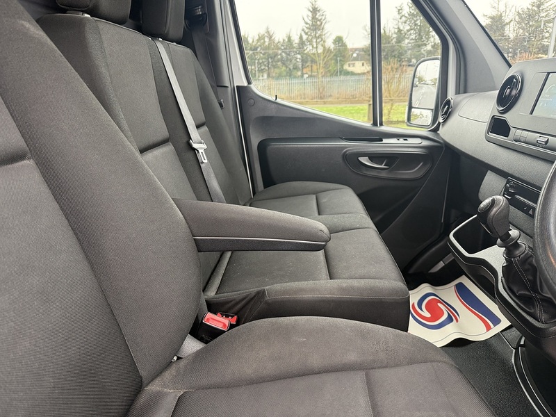 Mercedes-Benz Sprinter 2.0 315 CDI Premium Panel Van 5dr Diesel Manual FWD L2 H2 Euro 6 (s/s) (150 ps) - U85