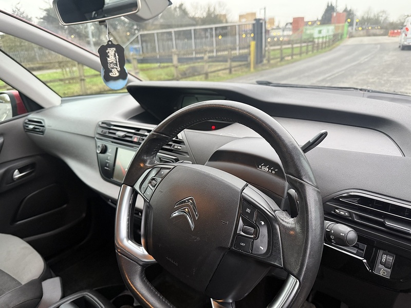 Citroen C4 Picasso 1.6 e-HDi Airdream VTR+ MPV 5dr Diesel ETG6 Euro 5 (s/s) (115 ps) - U91