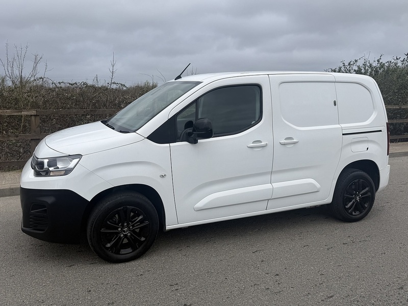 Citroen Berlingo 1.5 BlueHDi 1000 Driver M Panel Van 5dr Diesel Manual SWB Euro 6 (s/s) (100 ps) - U98