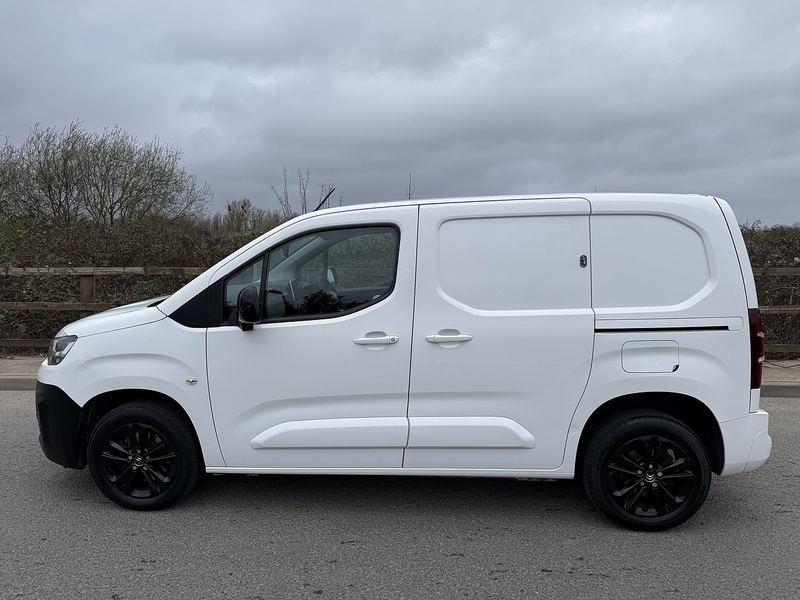 Citroen Berlingo 1.5 BlueHDi 1000 Driver M Panel Van 5dr Diesel Manual SWB Euro 6 (s/s) (100 ps) - U98