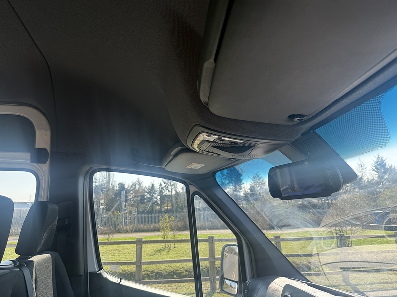 Mercedes-Benz Sprinter 2.0 315 CDI Progressive Crew Van 5dr Diesel Manual RWD L2 H2 Euro 6 (s/s) (150 ps) - U99