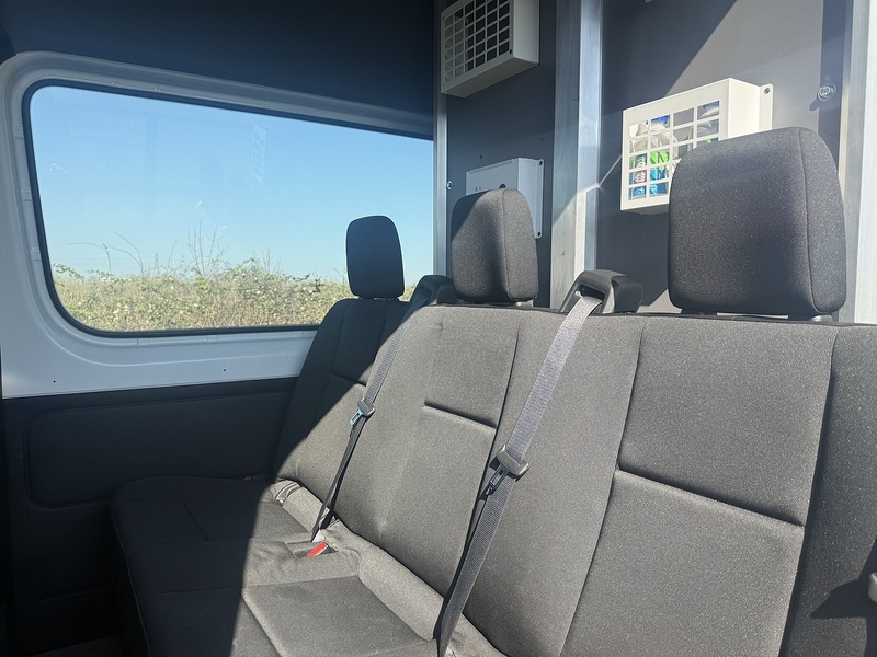 Mercedes-Benz Sprinter 2.0 315 CDI Progressive Crew Van 5dr Diesel Manual RWD L2 H2 Euro 6 (s/s) (150 ps) - U99