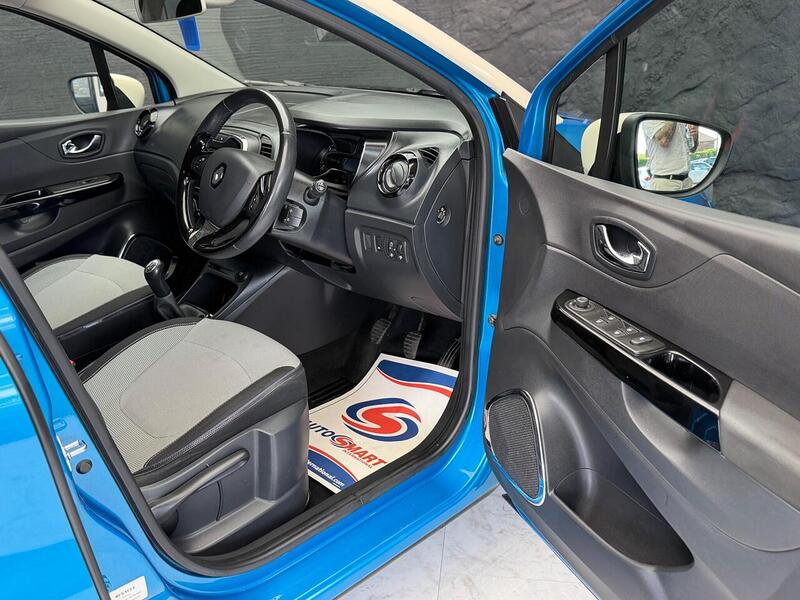 Renault Captur 1.5 dCi ENERGY Dynamique MediaNav SUV 5dr Diesel Manual Euro 5 (s/s) (90 ps) - U101