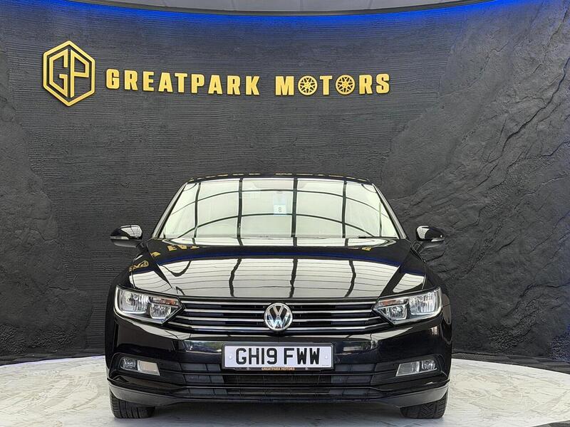 Volkswagen Passat Passat S Saloon 1 Automatic Petrol - U102