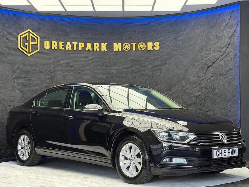 Volkswagen Passat Passat S Saloon 1 Automatic Petrol - U102