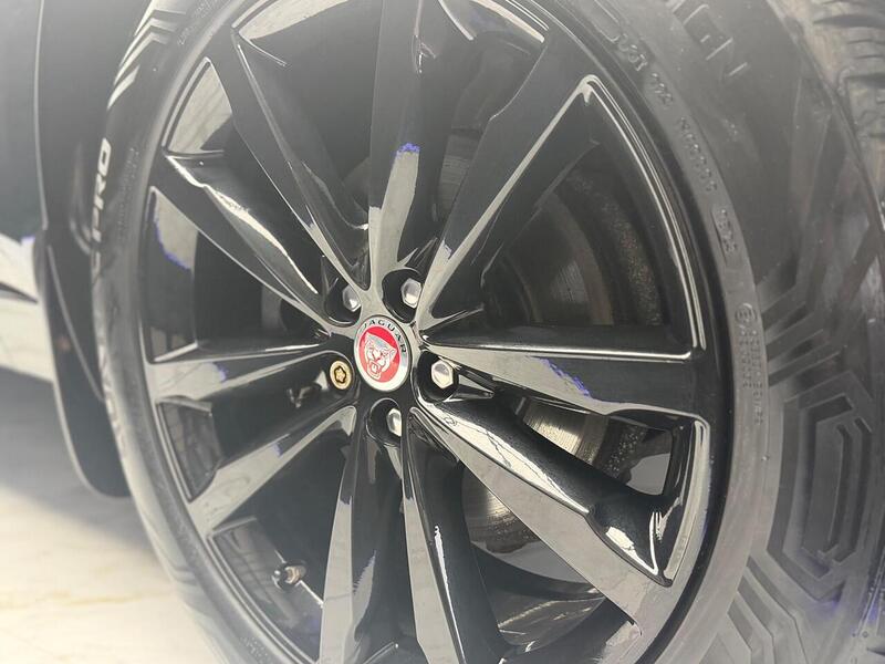 Jaguar F-PACE 2.0 D180 R-Sport Auto AWD Euro 6 (s/s) 5dr - U113