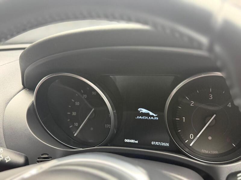 Jaguar F-PACE 2.0 D180 R-Sport Auto AWD Euro 6 (s/s) 5dr - U113