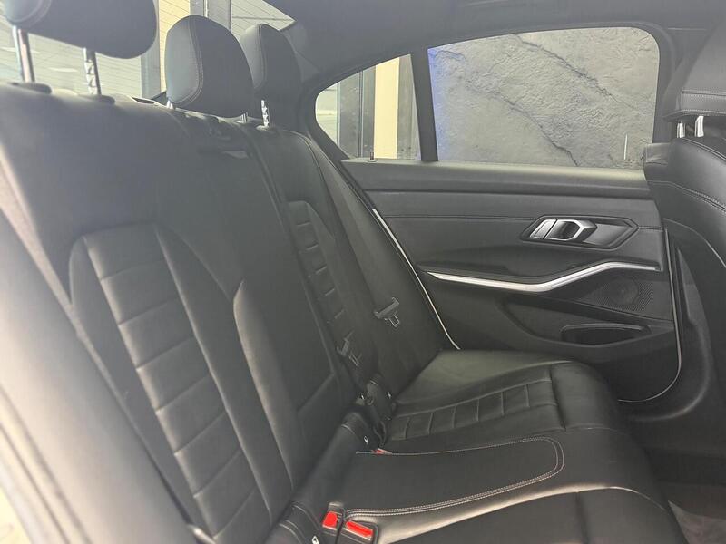 BMW 3 Series 2.0 320d MHT M Sport Auto Euro 6 (s/s) 4dr - U115