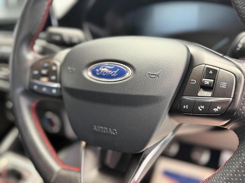 Ford Focus 1.0T EcoBoost ST-Line Euro 6 (s/s) 5dr - U128