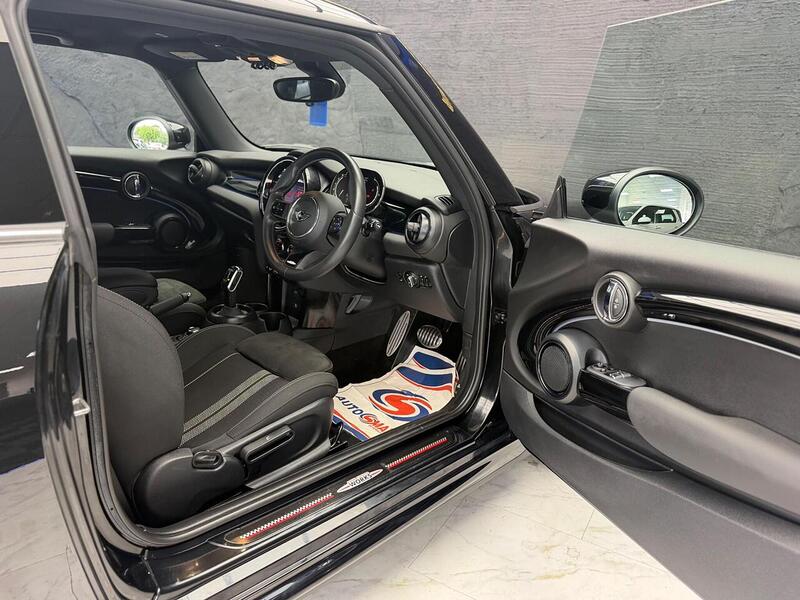 MINI Hatch 2.0 Cooper S Sport Steptronic Euro 6 (s/s) 3dr - U146