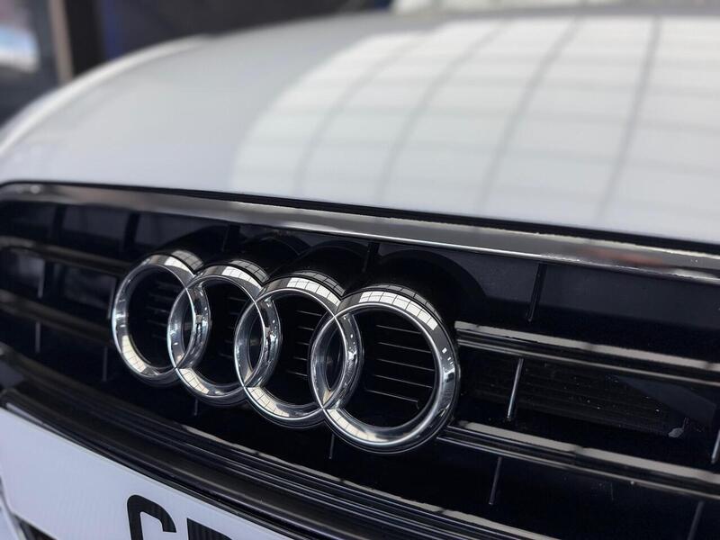 Audi A3 Cabriolet 2.0 TDI S line Euro 6 (s/s) 2dr (Nav) - U156