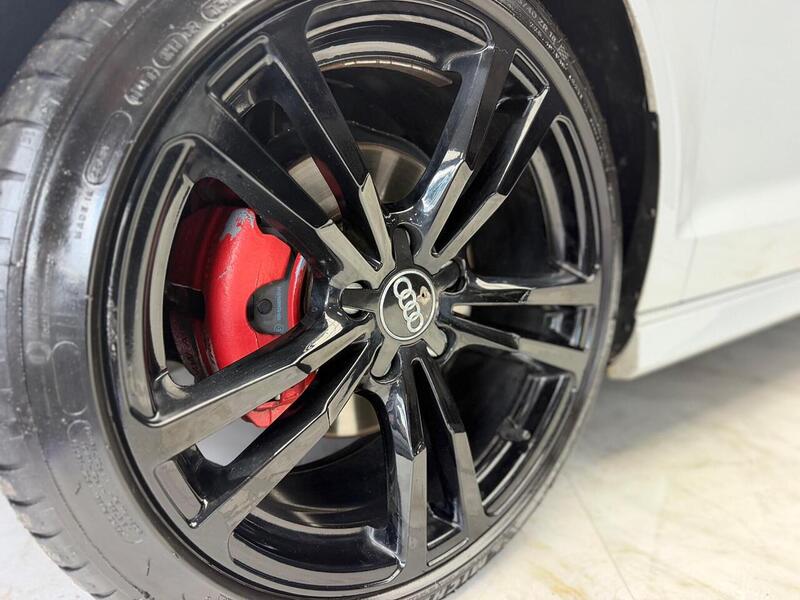 Audi A3 Cabriolet 2.0 TDI S line Euro 6 (s/s) 2dr (Nav) - U156
