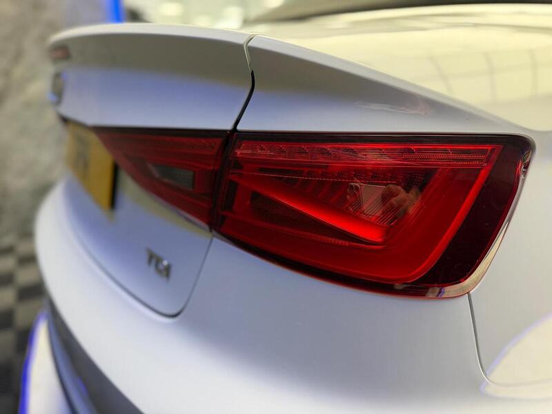 Audi A3 Cabriolet 2.0 TDI S line Euro 6 (s/s) 2dr (Nav) - U156