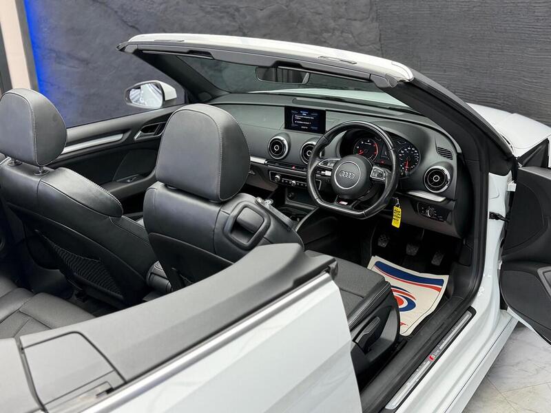 Audi A3 Cabriolet 2.0 TDI S line Euro 6 (s/s) 2dr (Nav) - U156