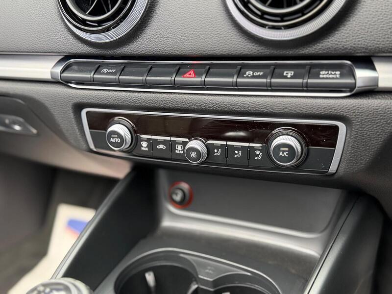 Audi A3 Cabriolet 2.0 TDI S line Euro 6 (s/s) 2dr (Nav) - U156