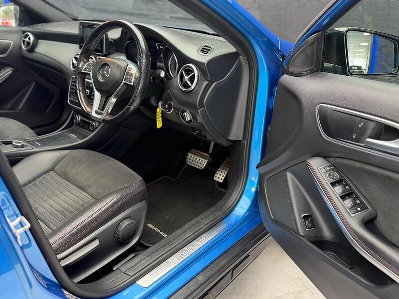 Mercedes-Benz GLA 2.1 GLA220d AMG Line (Premium Plus) 7G-DCT 4MATIC Euro 6 (s/s) 5dr - U160