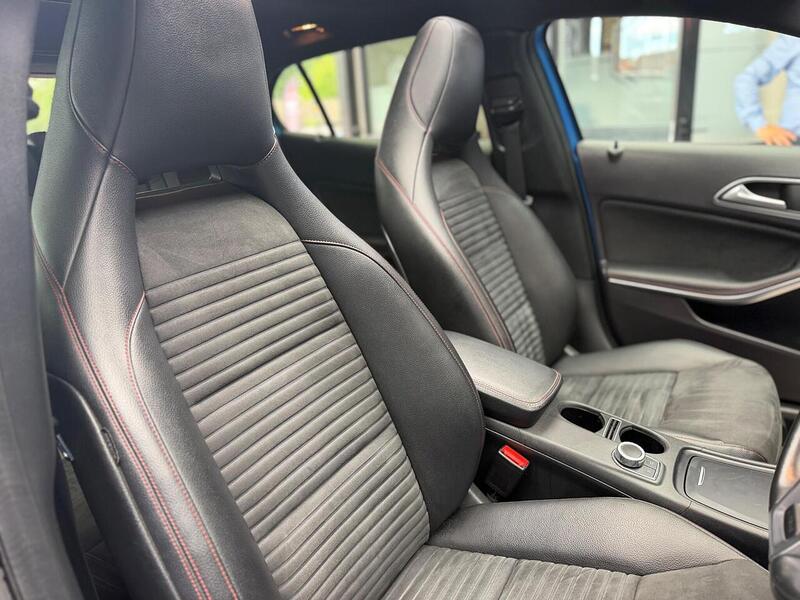 Mercedes-Benz GLA 2.1 GLA220d AMG Line (Premium Plus) 7G-DCT 4MATIC Euro 6 (s/s) 5dr - U160