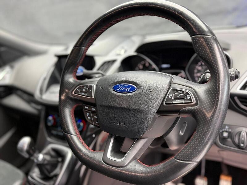 Ford Kuga 1.5 TDCi ST-Line Euro 6 (s/s) 5dr - U163