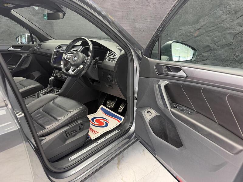 Volkswagen Tiguan 2.0 TDI R-Line Tech DSG 4Motion Euro 6 (s/s) 5dr - U170