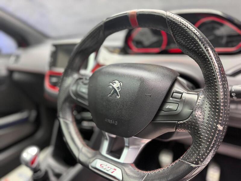Peugeot 208 1.6 THP GTi Euro 5 3dr - U173