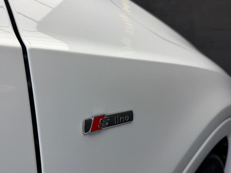 Audi Q3 1.4 TFSI CoD S line Edition Euro 6 (s/s) 5dr - U179